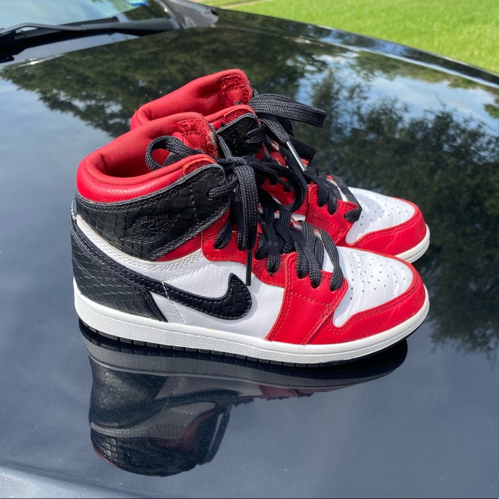 Air Jordan 1 High Retro Satin Snake 1Y Kids